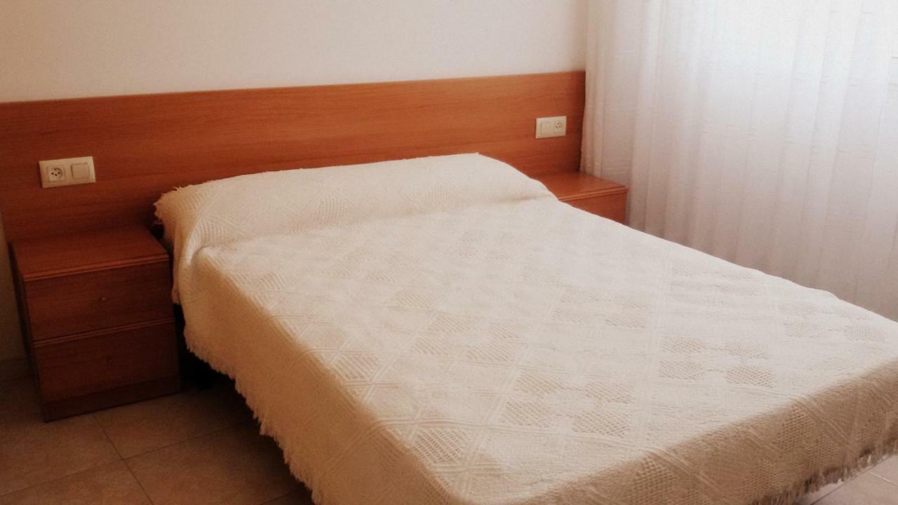 Apartamentos O Grove Eksteriør billede